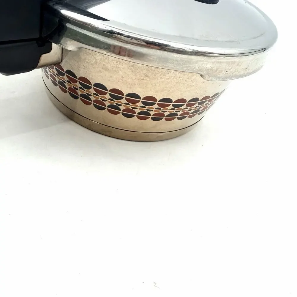 Fissler Vitavit 2.5 L Pressure Cooker W/ CookStar Base 2.6 Qt Stainless Germany